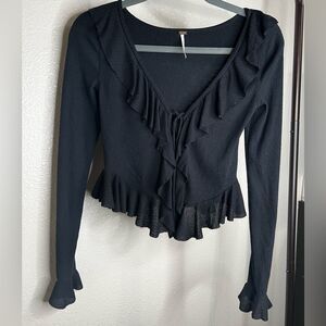black long sleeve ruffle v neck button Free People top in XS